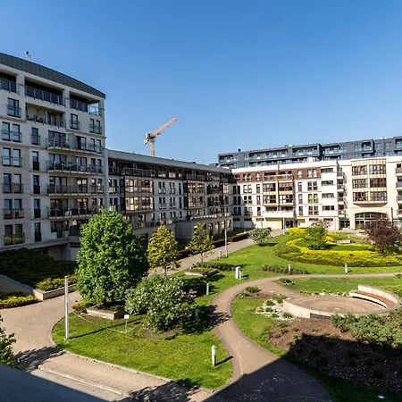 Luxury Garden Residence Apartment Pool Gym Sauna Parking-3